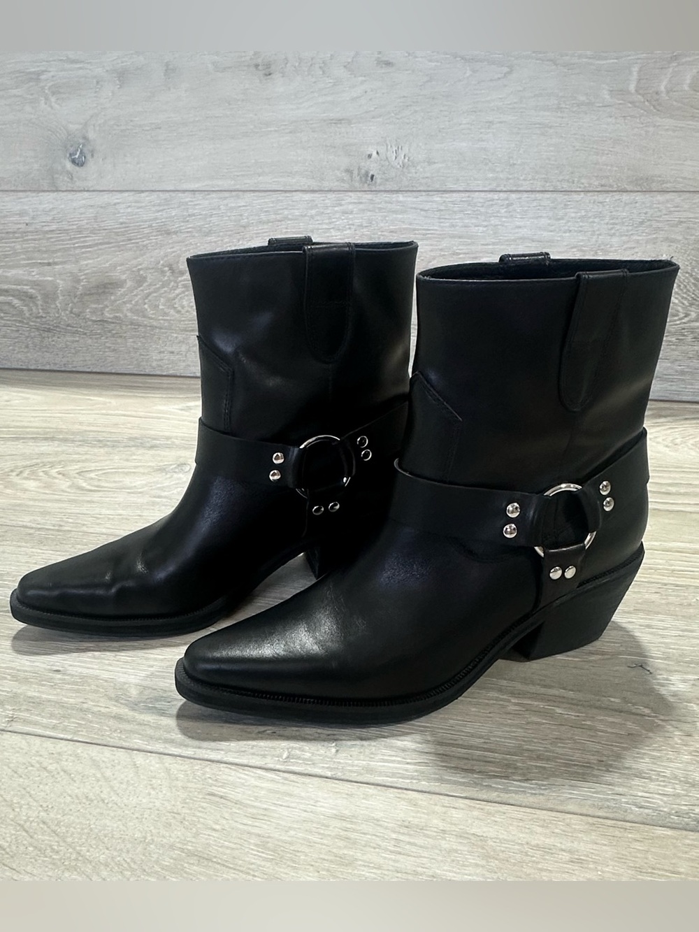 Intentionally Blank Joey Ankle Moto Boot Black Leather Harness Size 7